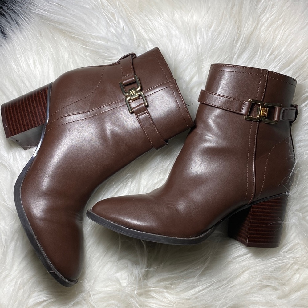 Bandolino Dattie Ankle Boots
